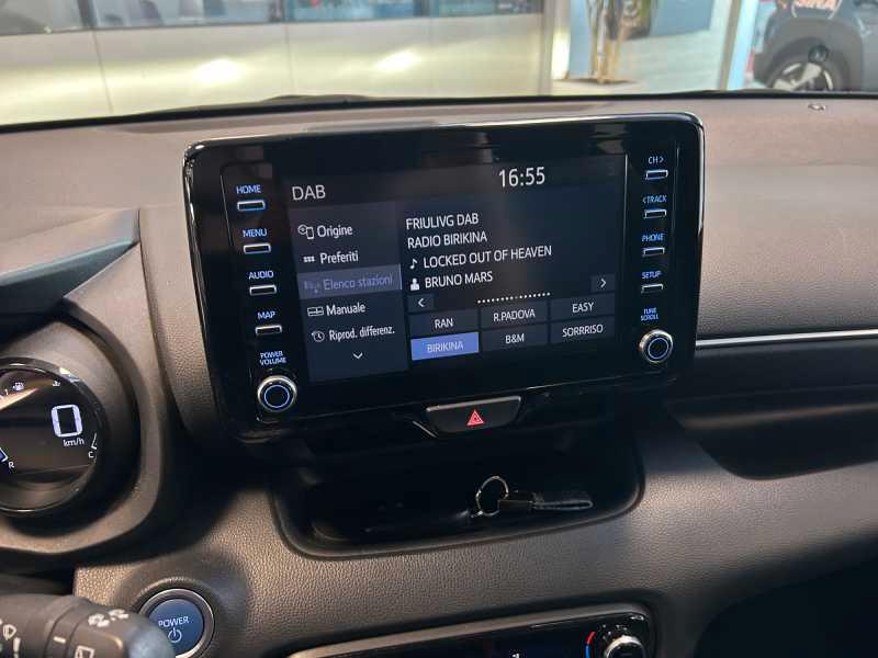 TOYOTA Yaris IV 2020 - Yaris 1.5h Lounge