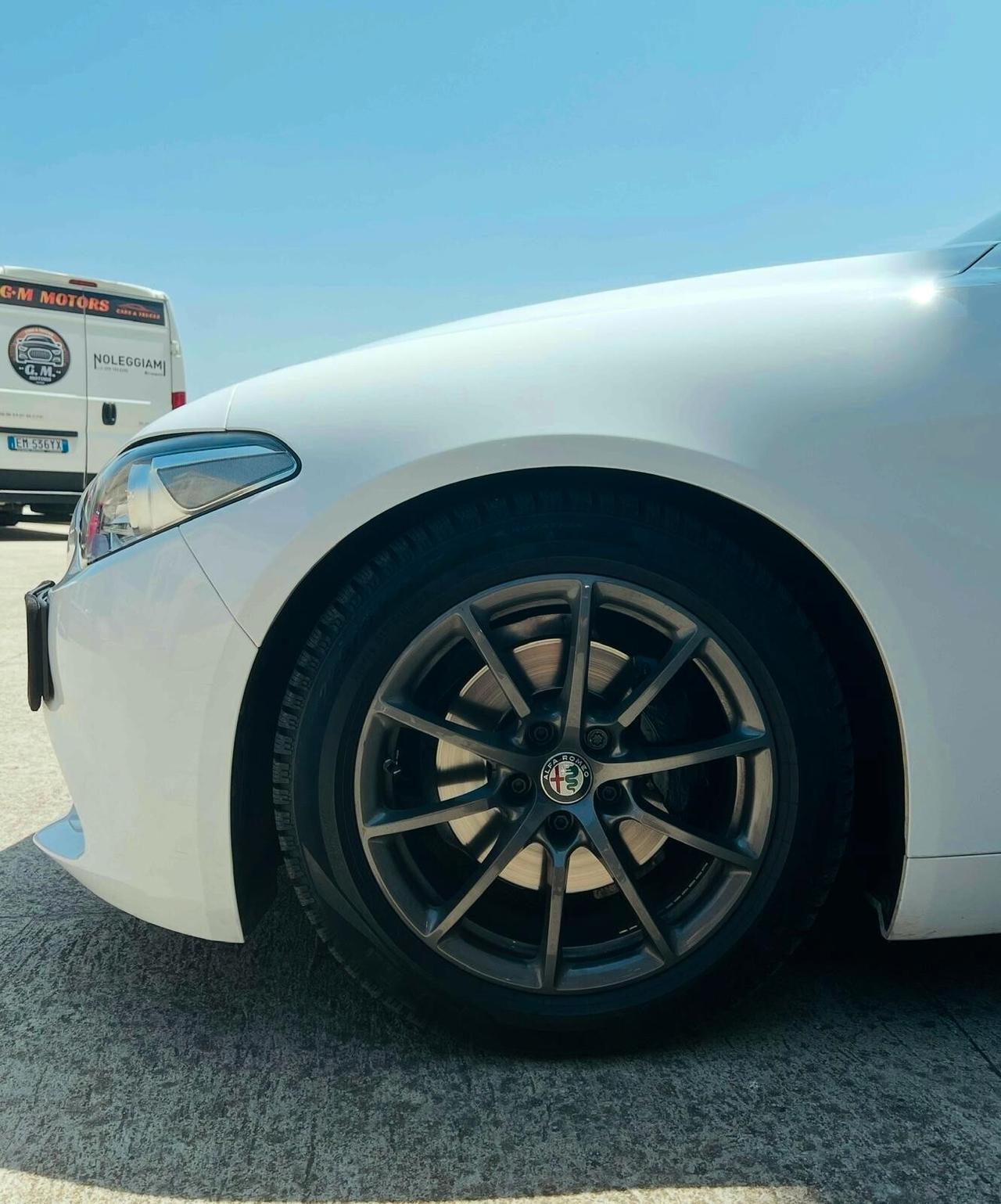 Alfa Romeo Giulia 2.2 Turbodiesel 136 CV AT8 Business