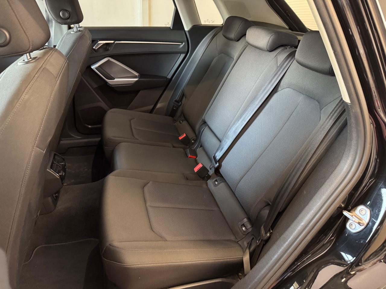 AUDI Q3 35 TDI S TRONIC ADVANCED