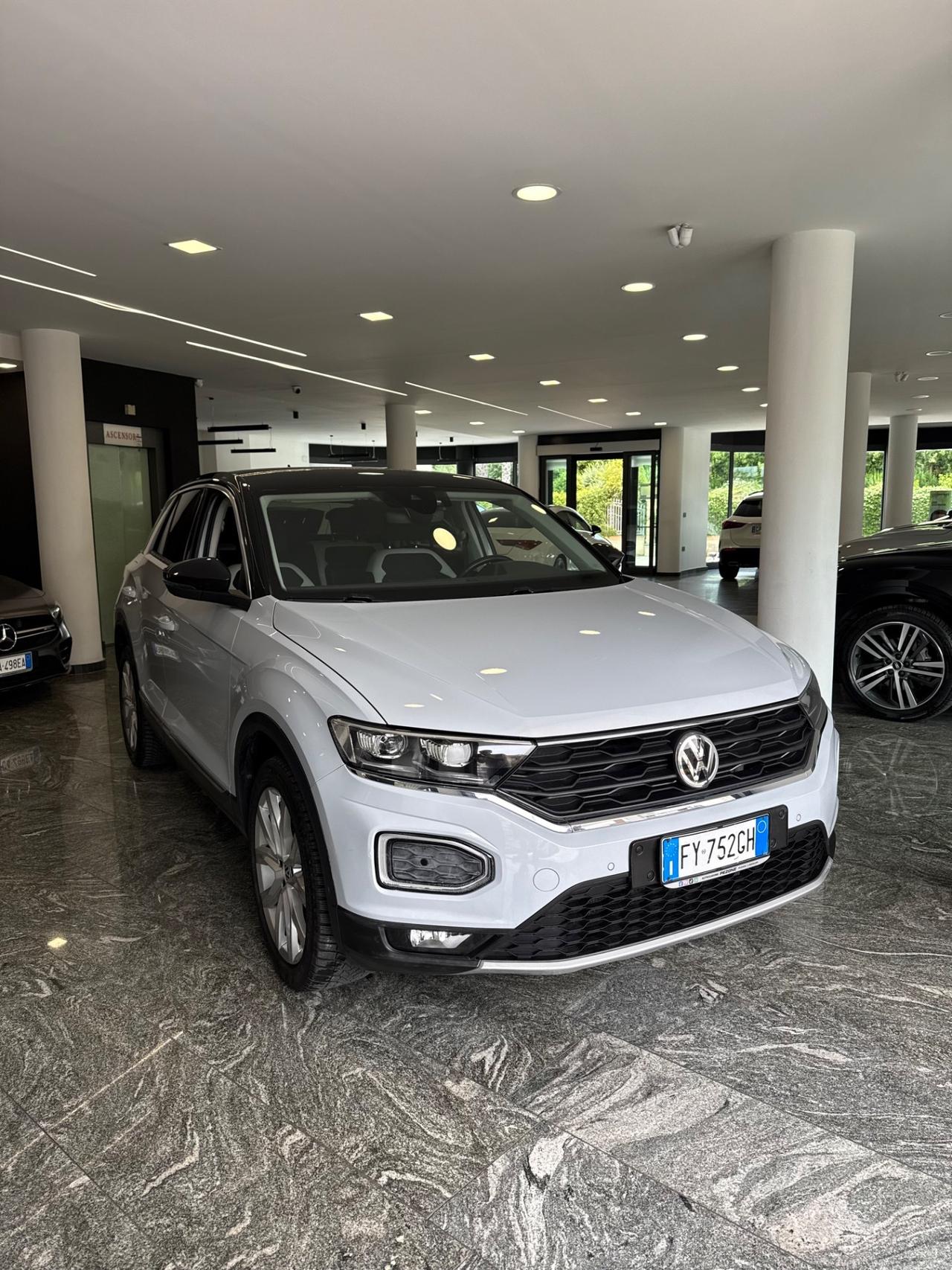 Volkswagen T-Roc 1.6 TDI SCR Business BlueMotion Technology