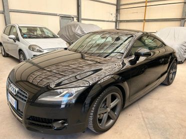 Audi TT Coupé 2.0 TFSI DA VETRINA!