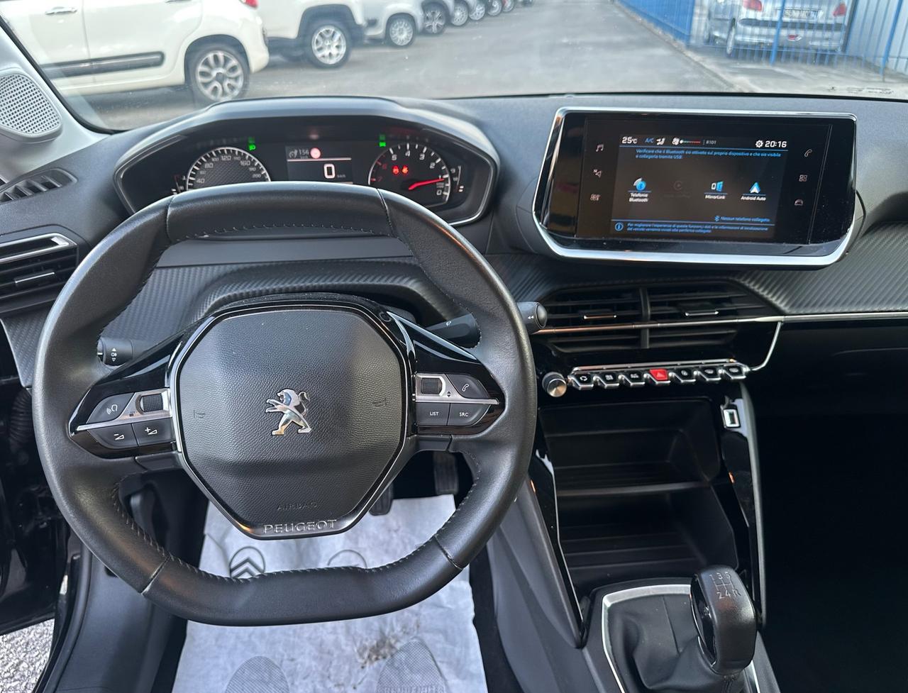 Peugeot 208 PureTech Allure 2022 garanzia 10 Anni