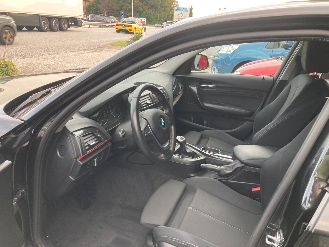 Bmw 118 118d 5p. Sport