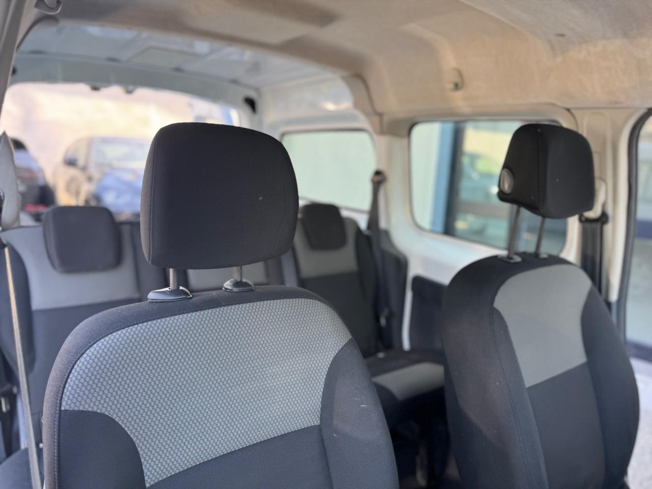 Renault Kangoo Maxi N1 5 posti autocarro