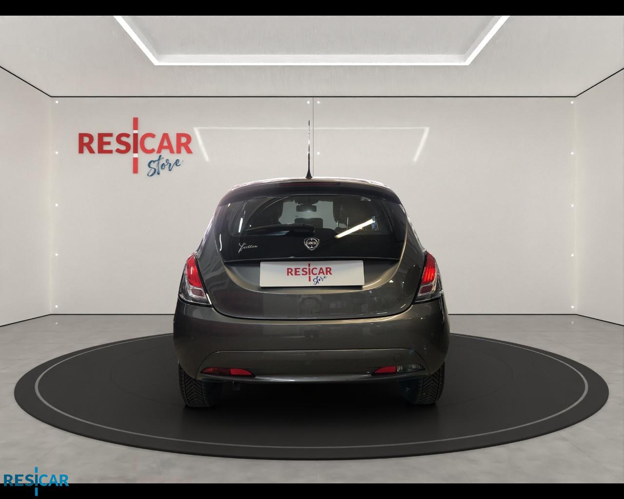 LANCIA Ypsilon 1.2 Silver 69cv IDONEA NEOPATENTATO
