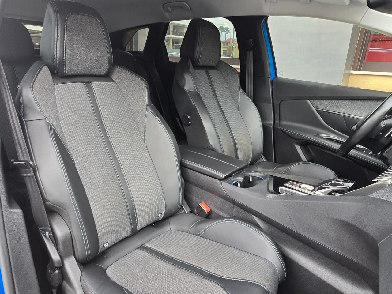 Peugeot 3008 BlueHDi 130 S&S Allure pack