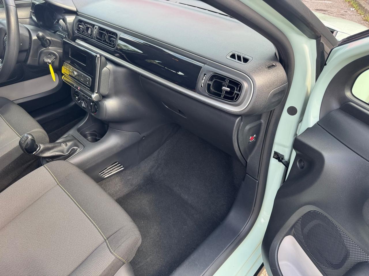 Citroen C3 PureTech 82 Shine neopatentati euro 6E