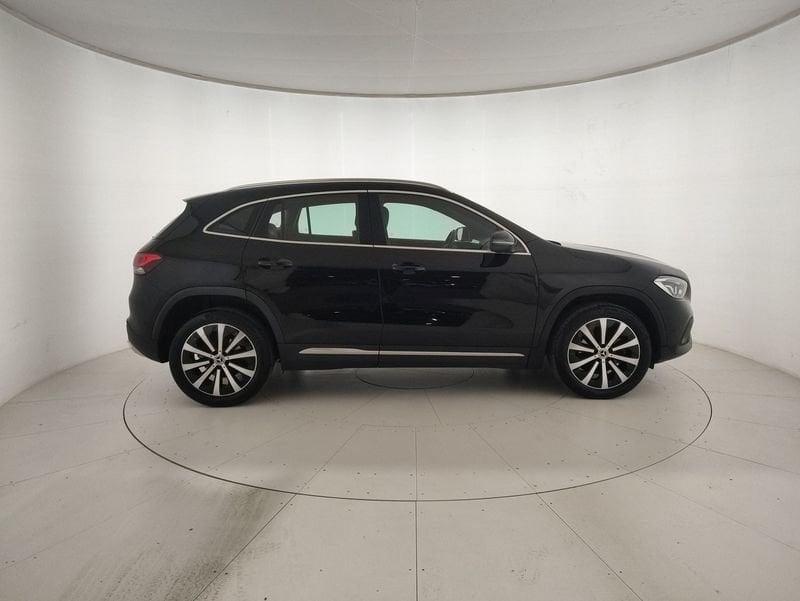 Mercedes-Benz GLA GLA 200 d Sport auto
