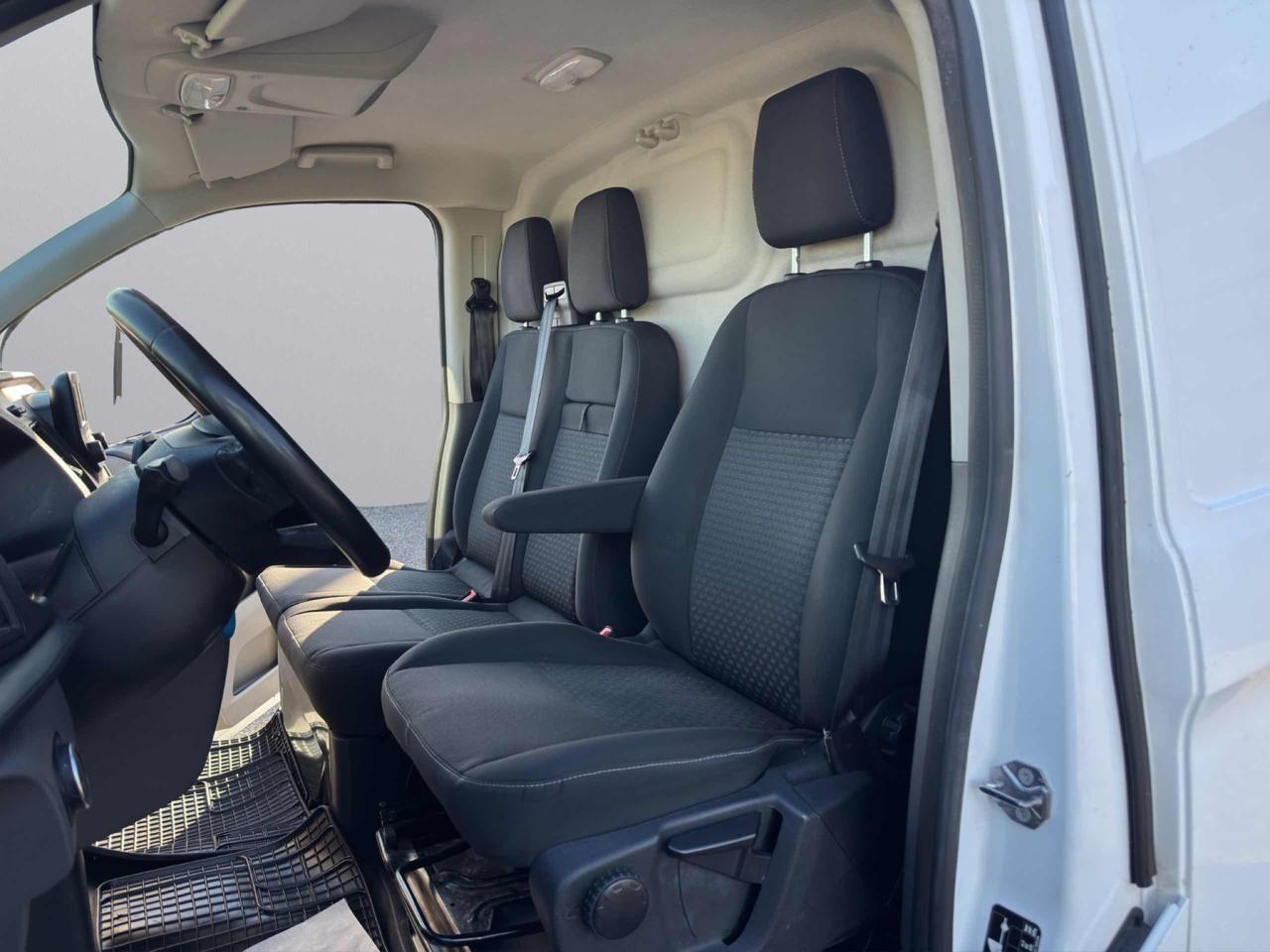 Ford Transit Custom 320 2.0 TDCI 131 CV L1H1-BLUETOOTH-CRUISE-SENSORI