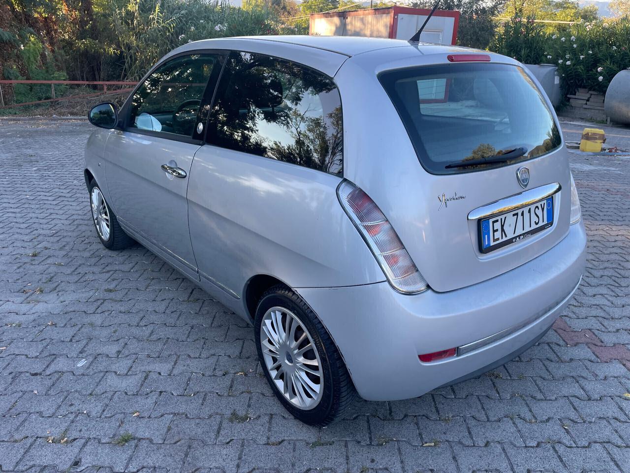 Lancia Ypsilon 1.4 Unyca Ecochic GPL