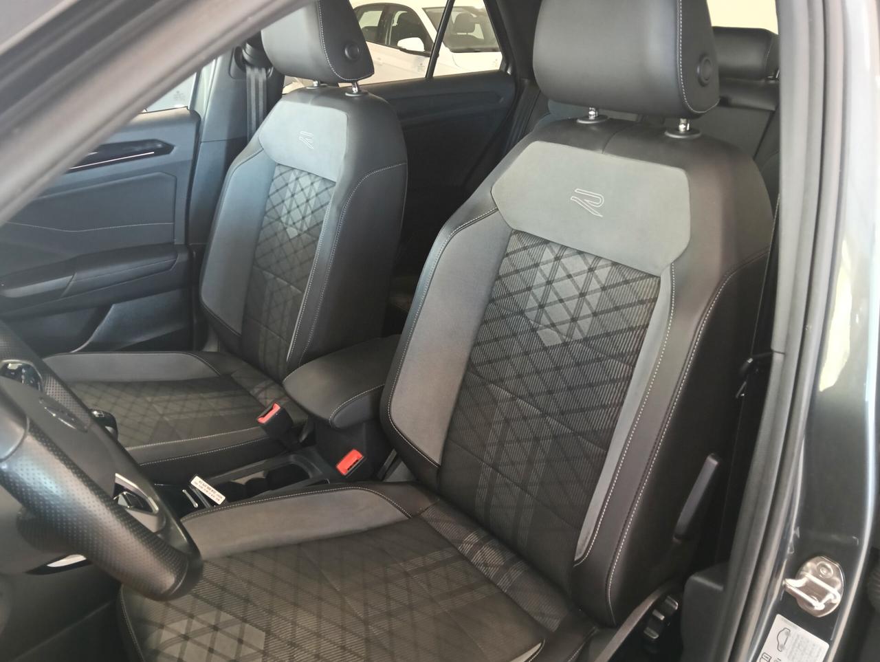 Volkswagen T-Roc 1.0 TSI R-Line