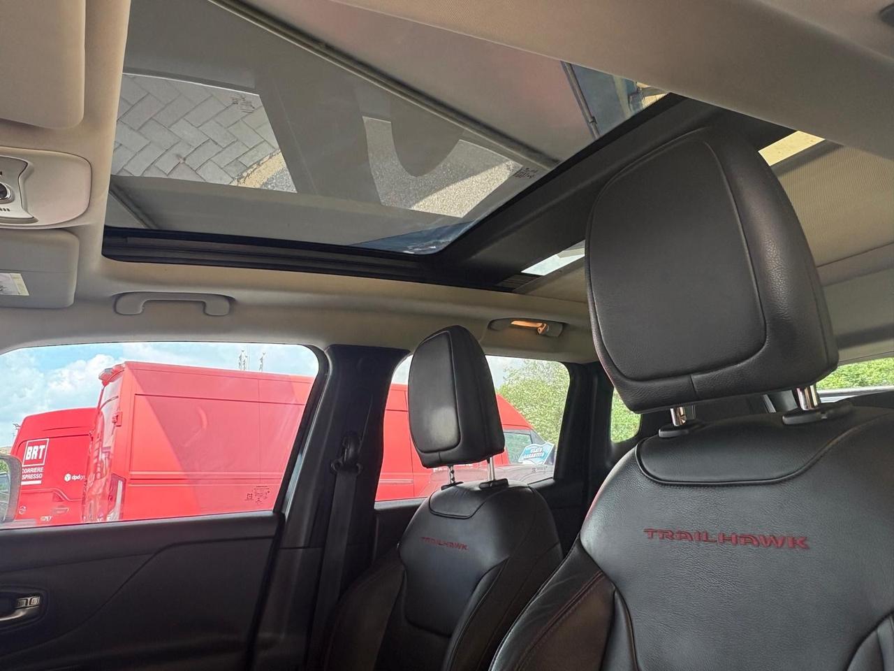 Jeep Renegade 2.0 Mjt 170CV 4WD Active Drive Low Trailhawk