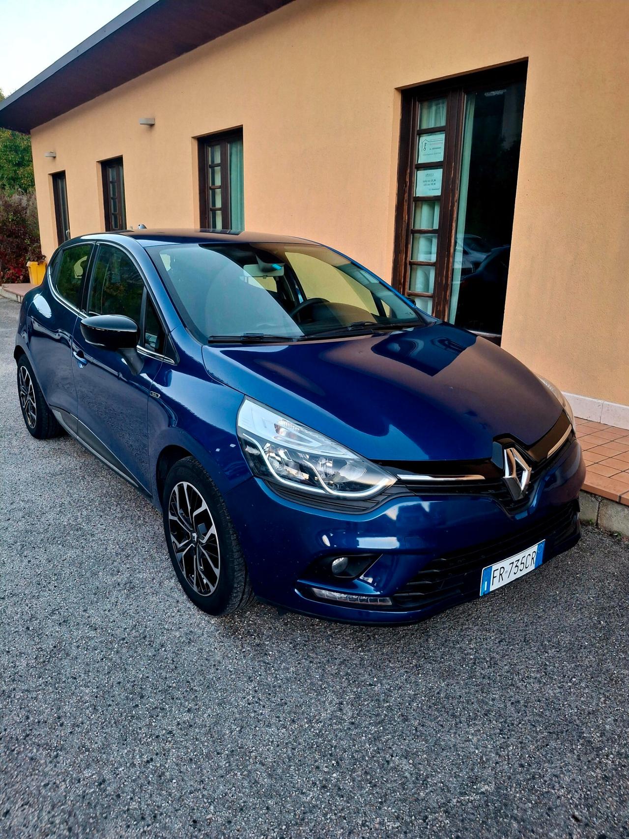 Renault Clio TCe 12V 90 CV GPL 5 porte Moschino Intens
