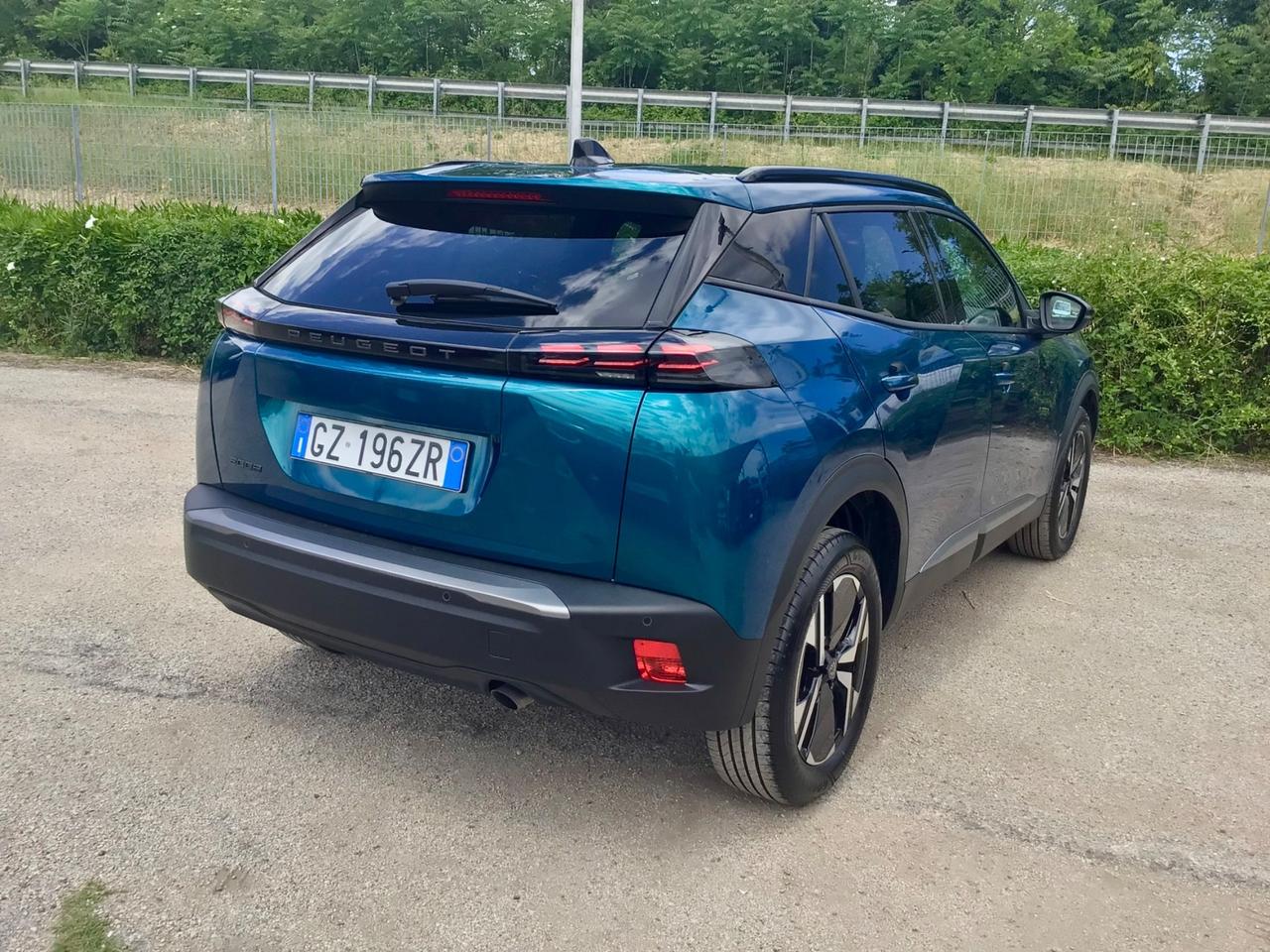 Peugeot 2008 PureTech 100 Cv Allure