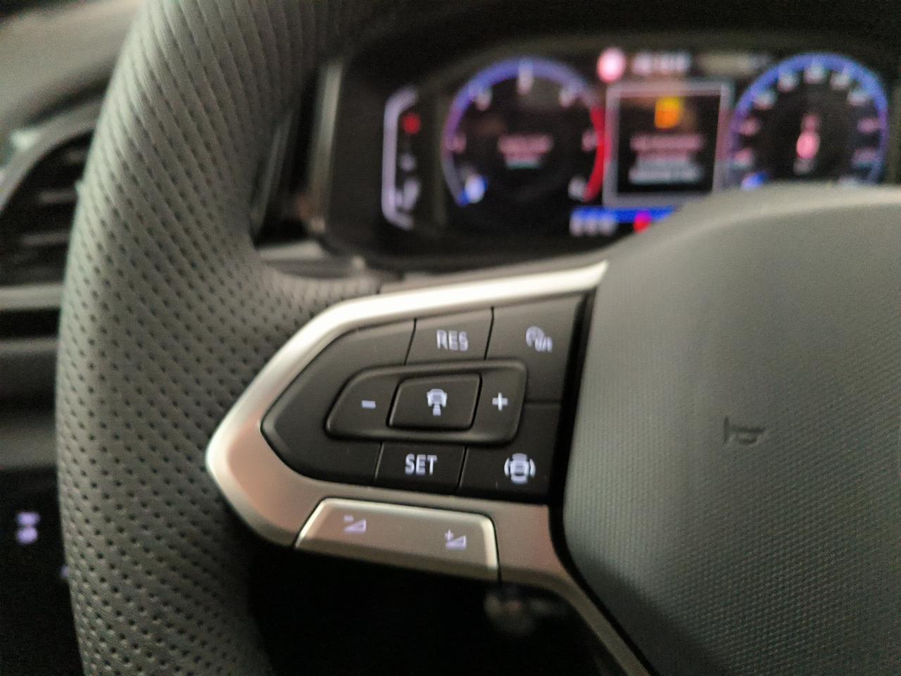 Volkswagen T-Roc 2.0 tdi r-line plus 115cv