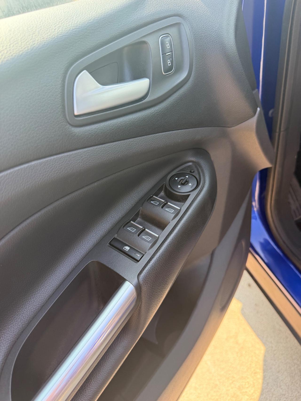 Ford Kuga 1.5 EcoBoost 120 CV S&S 2WD Business