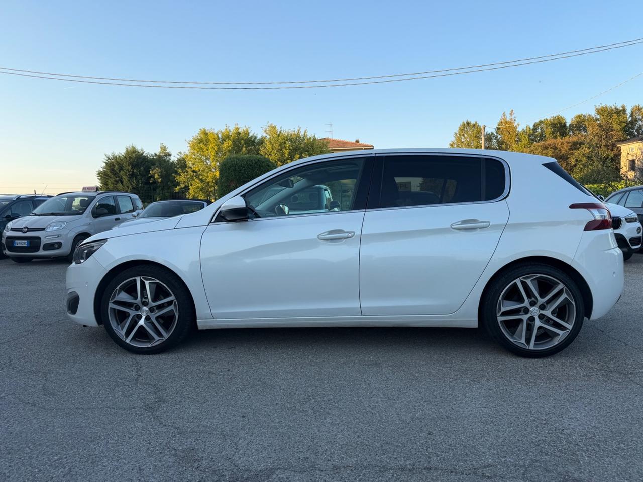 Peugeot 308 1.6 e-HDi 115 CV Stop&Start Active