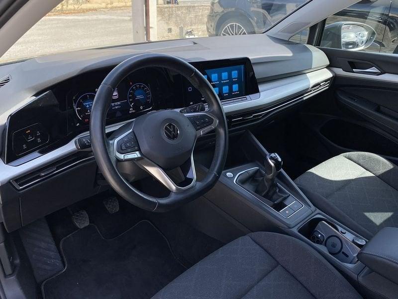 Volkswagen Golf 8 Life 2.0 TDI 116 CV