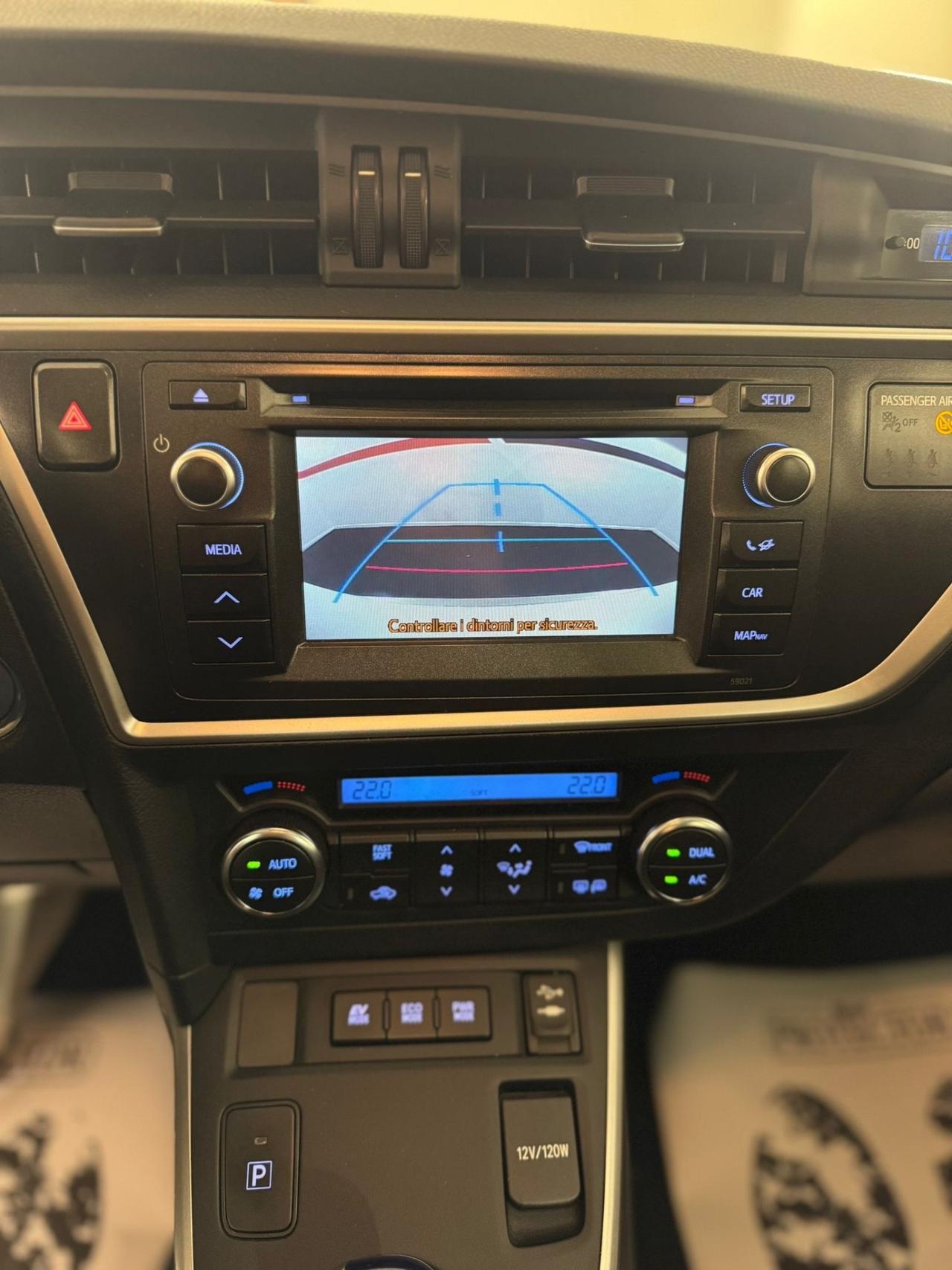 Toyota Auris 1.8 Hybrid Lounge PROMO OMAGGIO BLACK FRIDAY FINO AL 29 NOVEMBRE