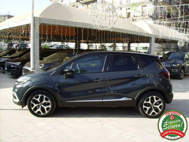 RENAULT Captur dCi 8V 90 CV EDC Initiale Paris