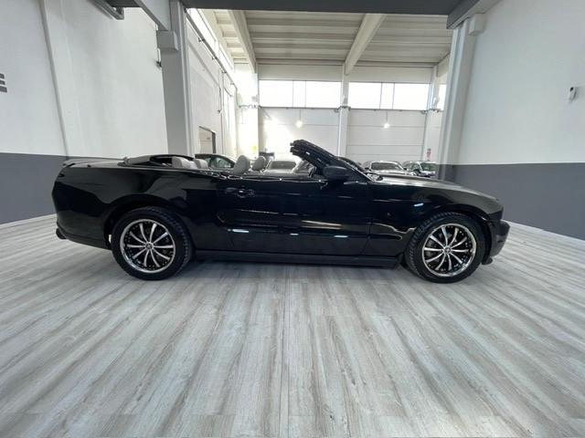 Ford Mustang Cabrio 3.7 v6