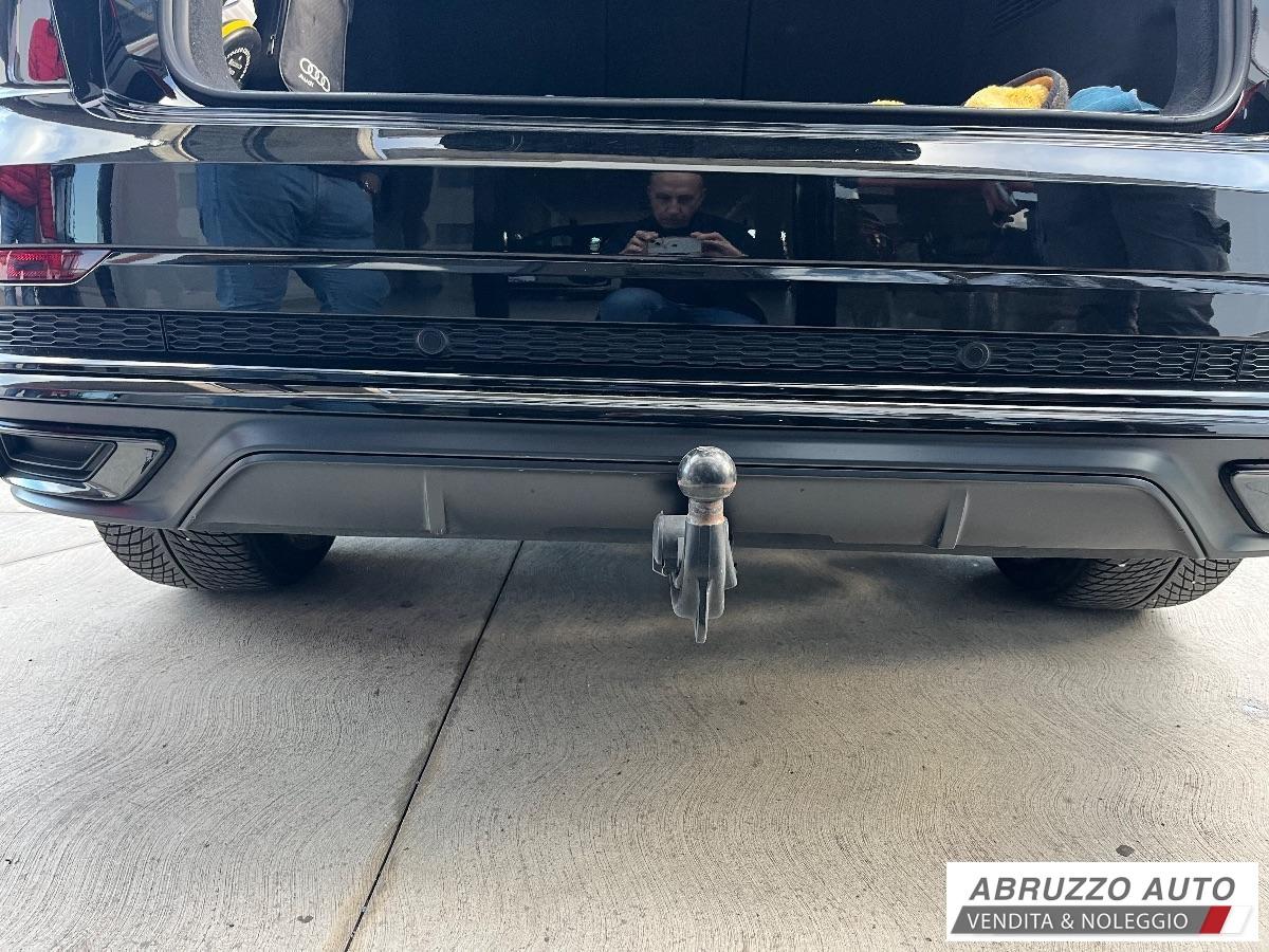 AUDI Q8 50 TDI 286 CV quattro tiptronic Sport Tetto+Gancio