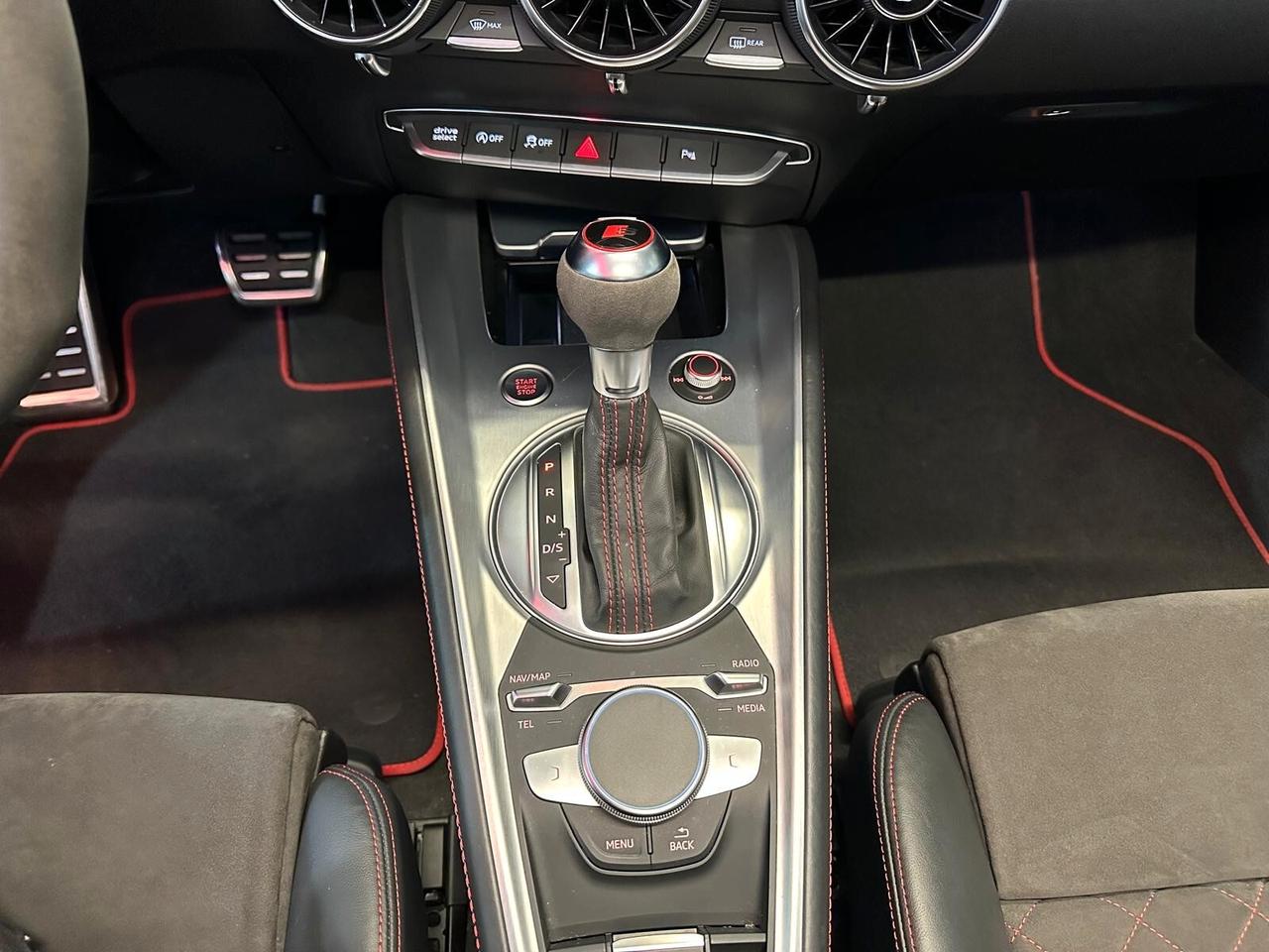 Audi TT Roadster 40 2.0 tfsi s-tronic S-line