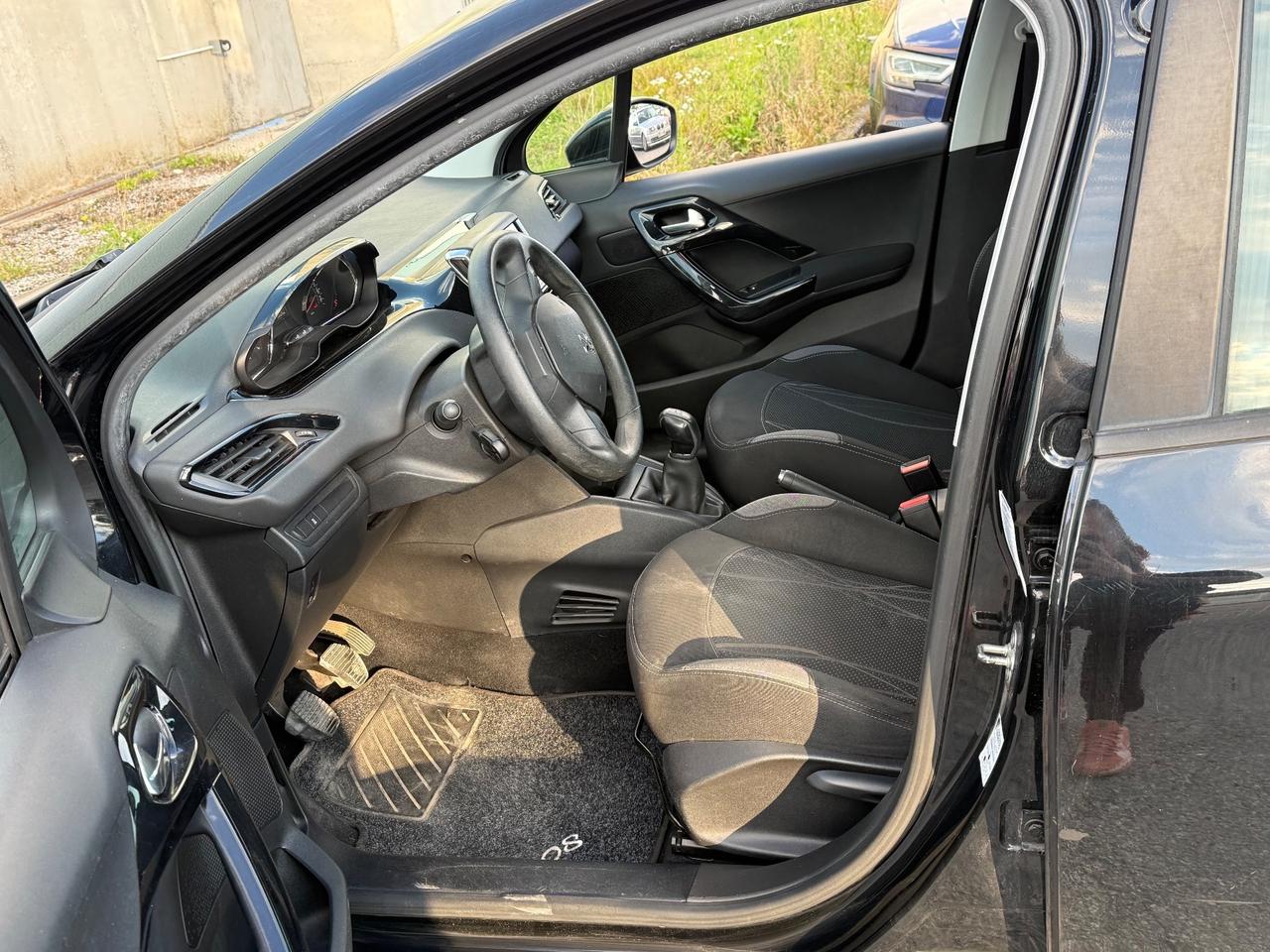 Peugeot 208 1.2 VTi 82 CV 5 porte Access