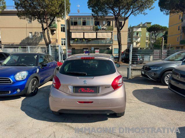 PEUGEOT 208 1.4 8V HDi 68CV 5p. Allure