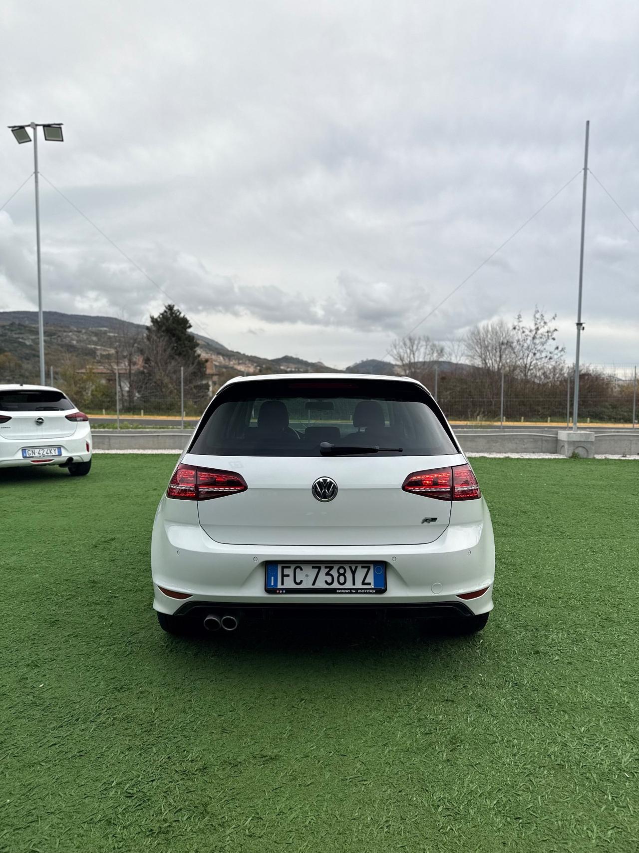 Volkswagen Golf 1.6 TDI 110cv DSG R-LINE ALLESTIMENTO