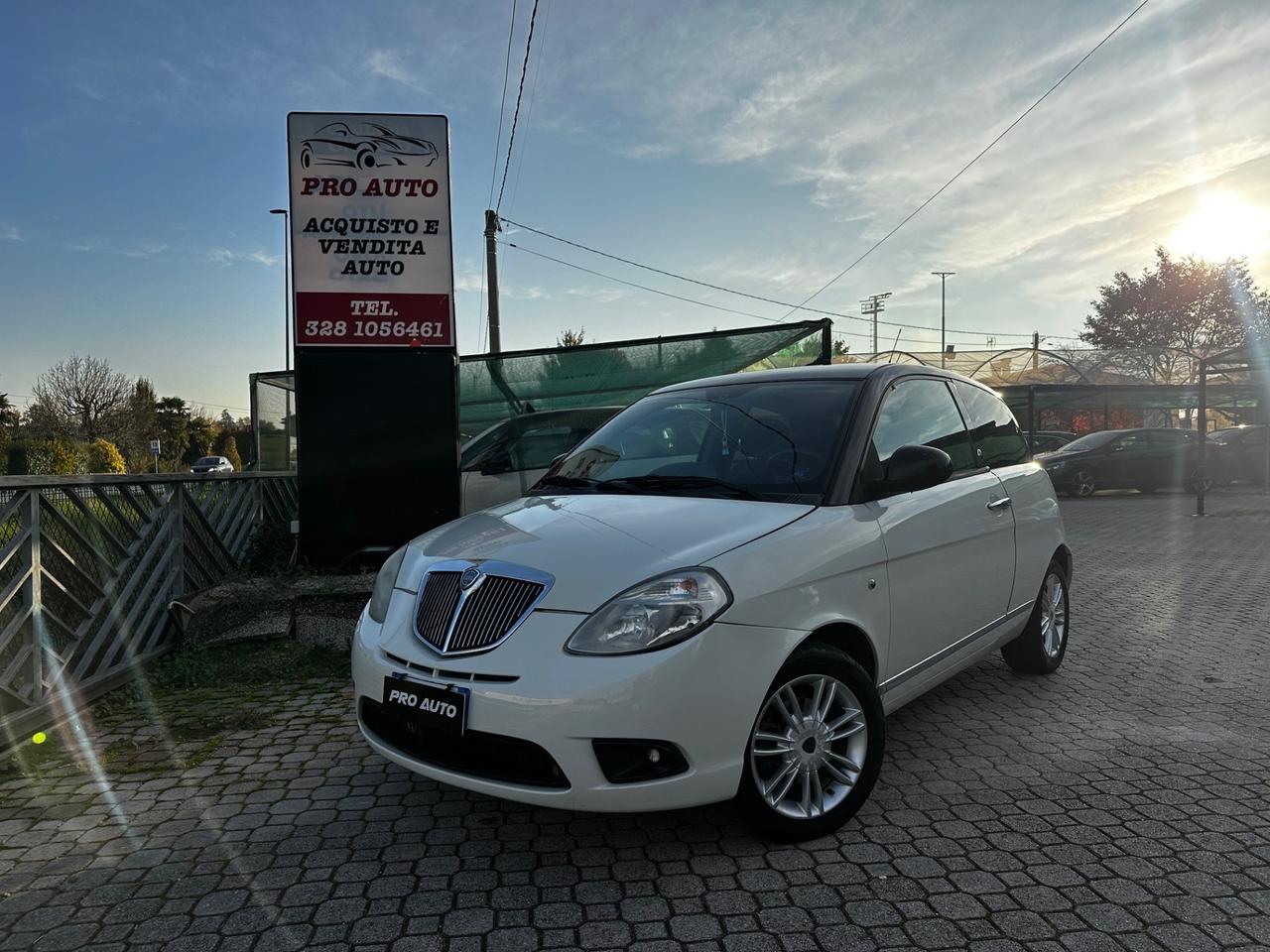 Lancia Ypsilon 1.4 Oro Ecochic GPL