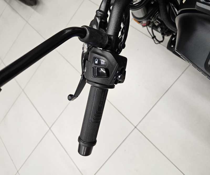 Husqvarna Svartpilen 125 - 2024