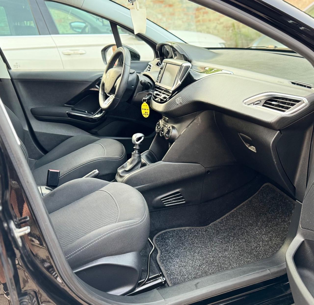 Peugeot 208 BlueHDi 100 S&S 5 porte GT Line