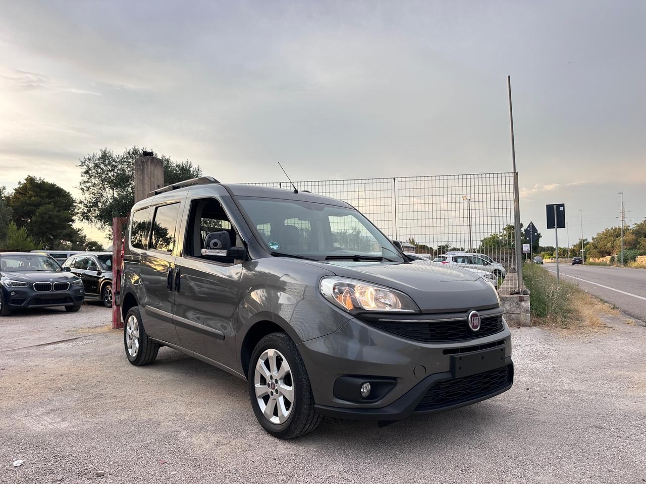 Fiat Doblò 1.6 MJT 16V 120CV Lounge-2016 IVA DEDUCIBILE