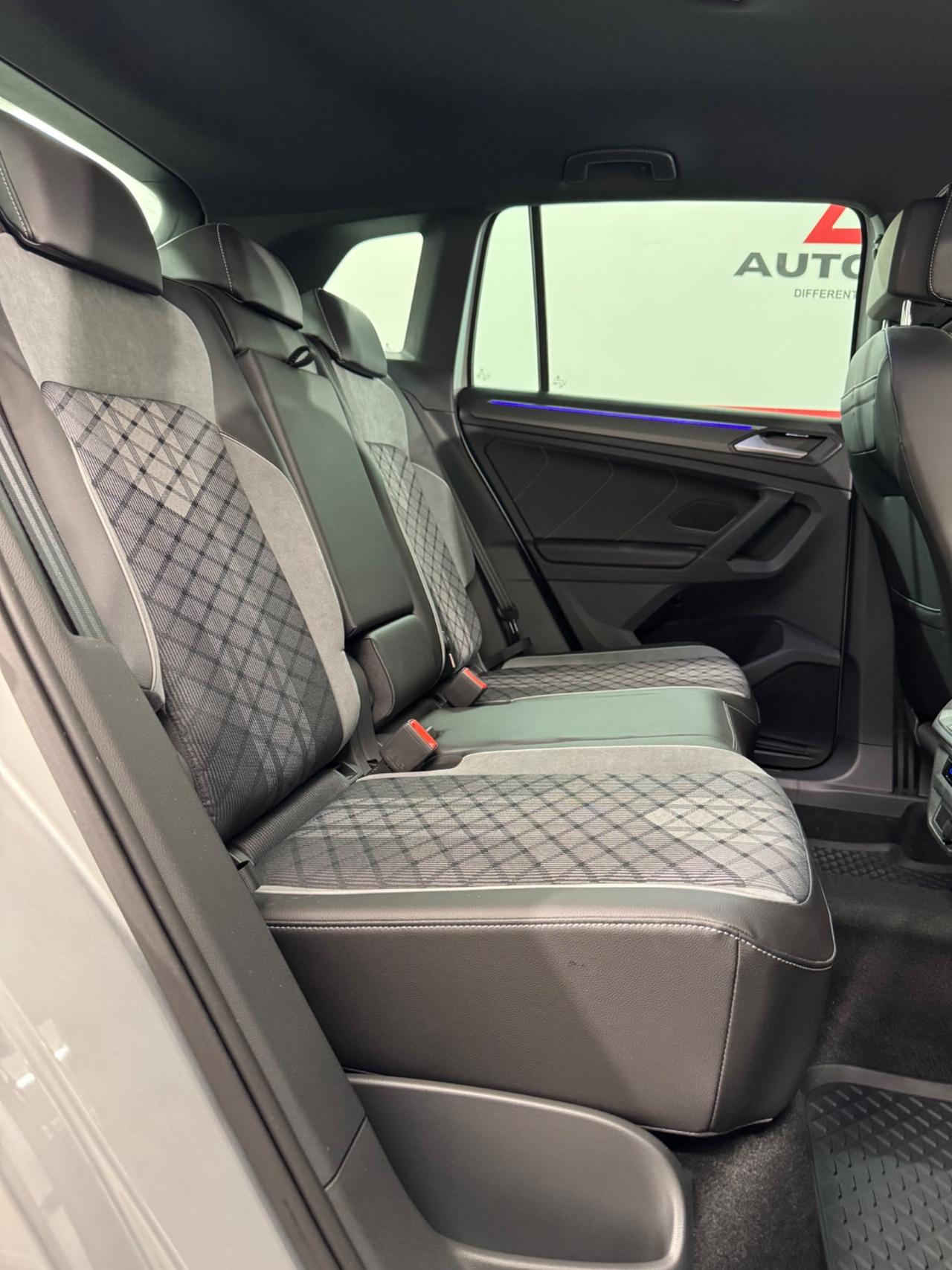Volkswagen Tiguan 1.5 TSI 150 CV DSG ACT R-Line