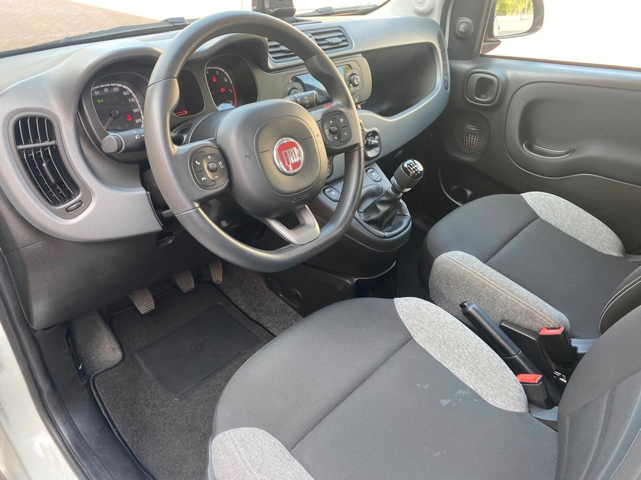 FIAT PANDA HYBRID 1.0cc S&S NO VIONCOLI