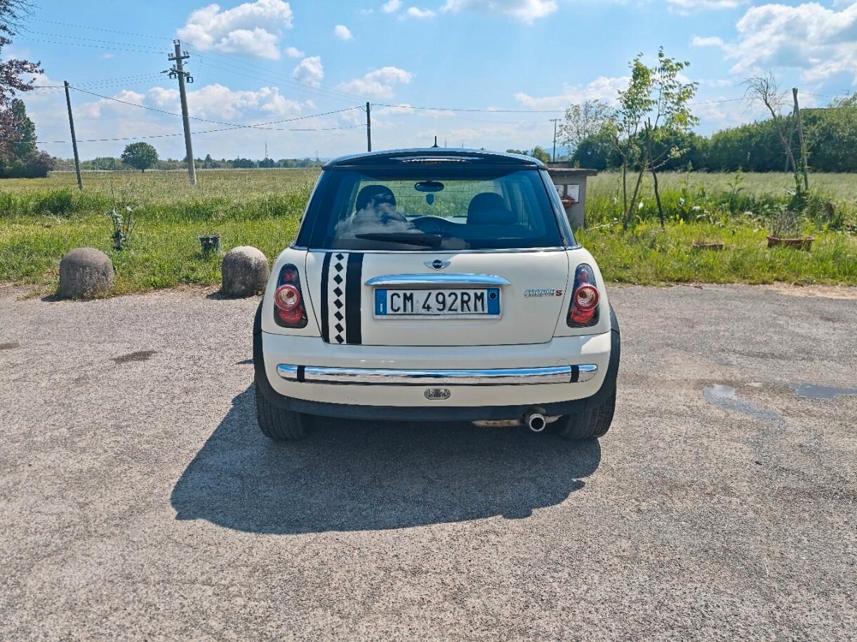 Mini 1.6 16V Cooper S