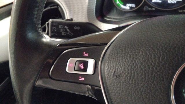 VOLKSWAGEN e-up! 82 CV