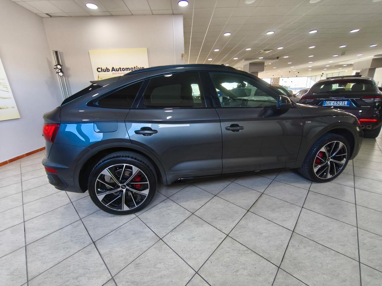 Audi Q5 40 TDI 204 CV quattro S tronic line plus - Led matrix - Tetto - Luci led ambient