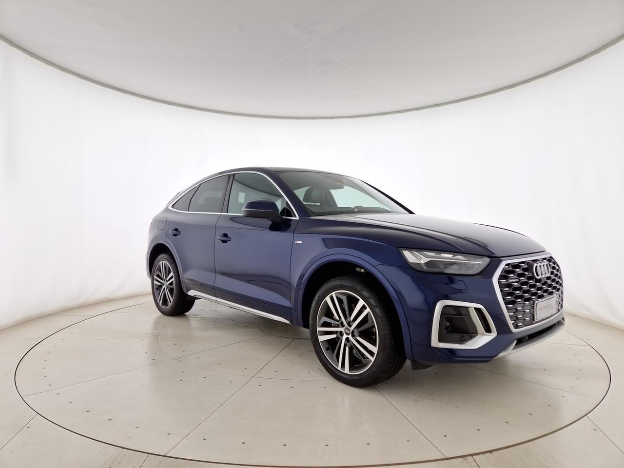 Audi Q5 sportback 40 2.0 tdi mhev 12v s line plus quattro s-tronic