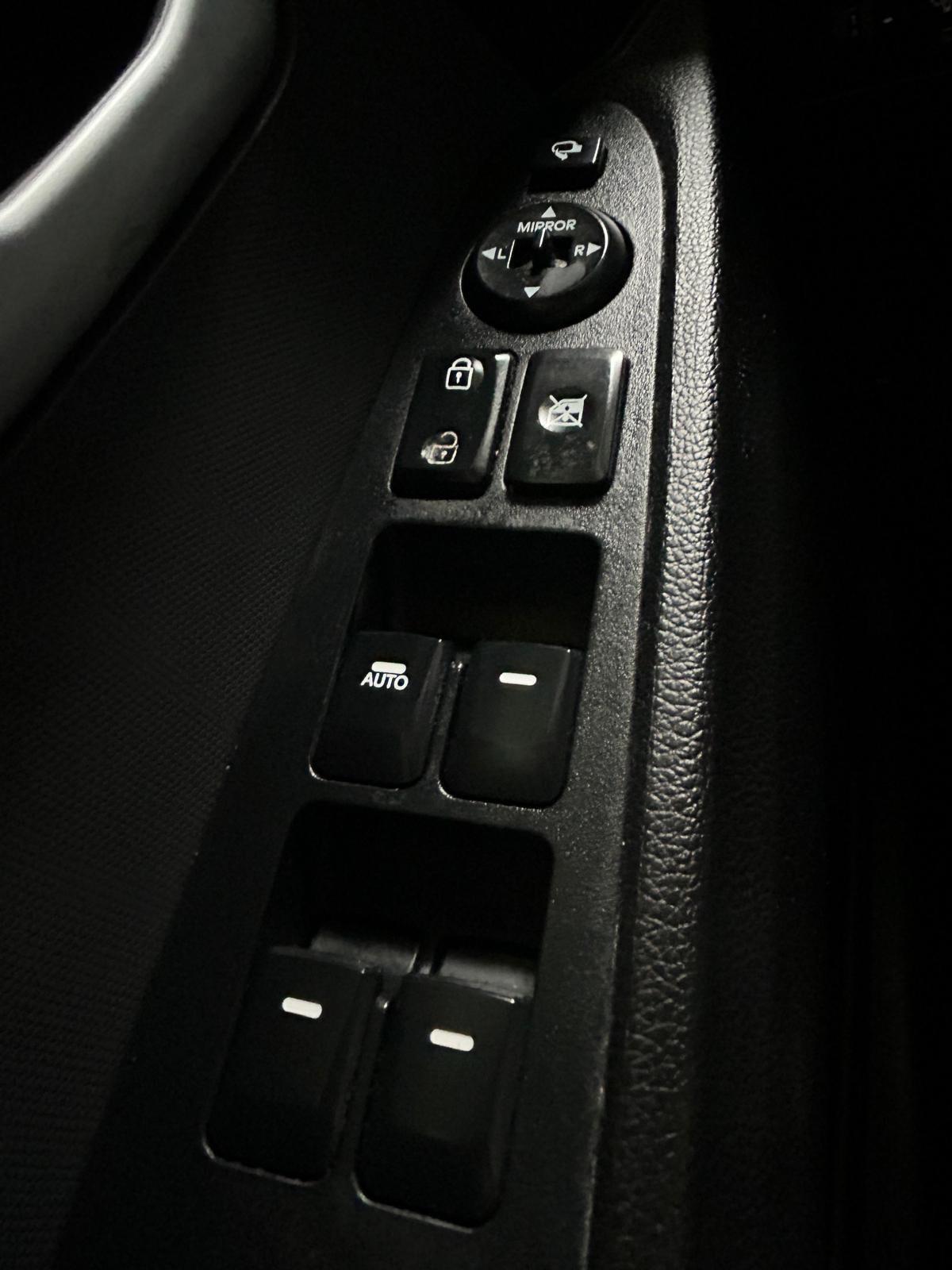 Kia Sportage 1.7 CRDI VGT 2WD high tech PELLE-CERCHI 18