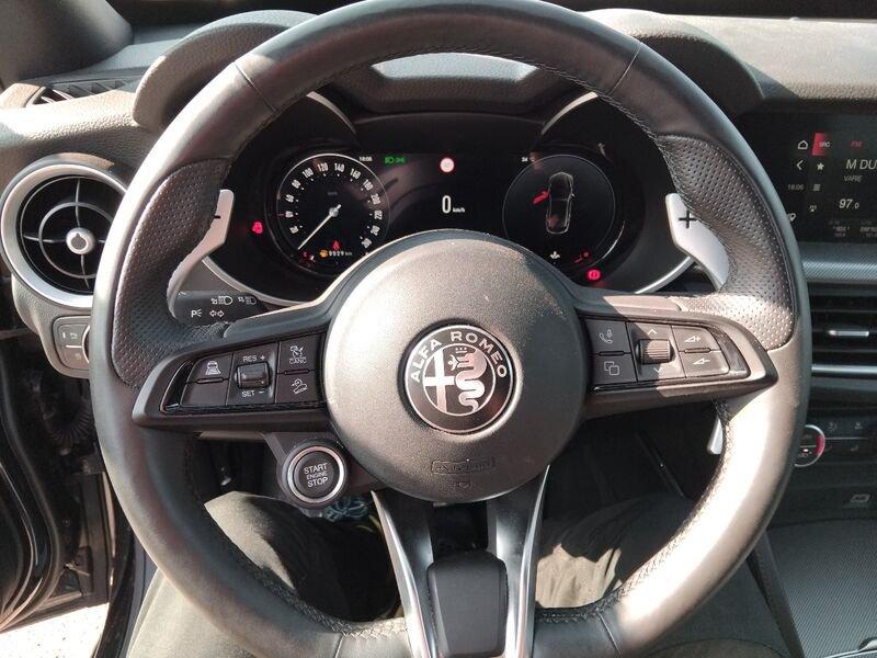 Alfa Romeo Stelvio 2023 2.2 t Veloce Q4 210cv auto