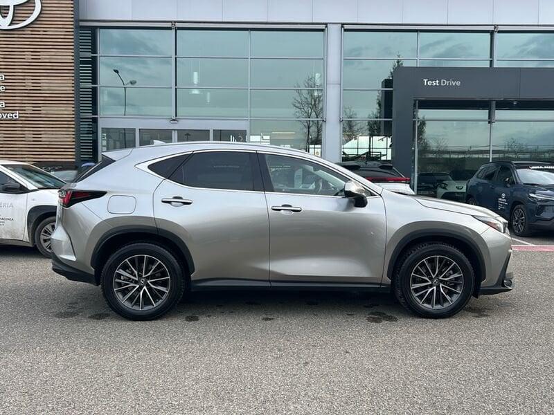 Lexus NX NX Plug-in 4WD Premium IVA ESPOSTA COMPRESA