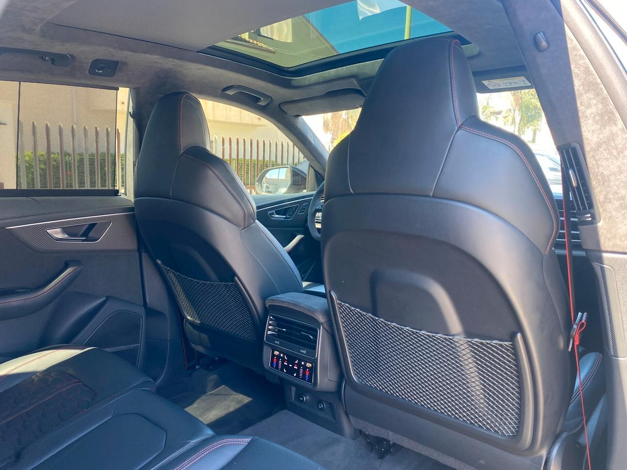 Audi RS Q8 4.0 TFSI 600CV tiptronic mhev quattro
