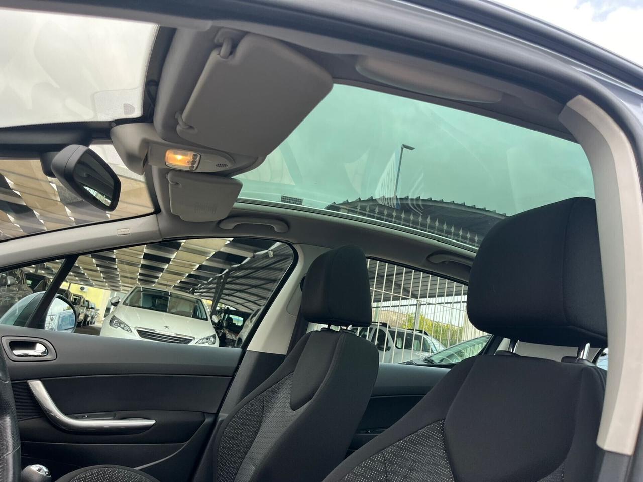 Peugeot 308 2.0 HDi 150CV 5p. Allure Unipro 2011