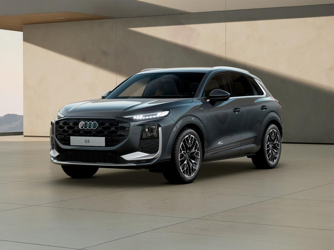 Audi Q3 1.5 e-hybrid business 272cv s-tronic