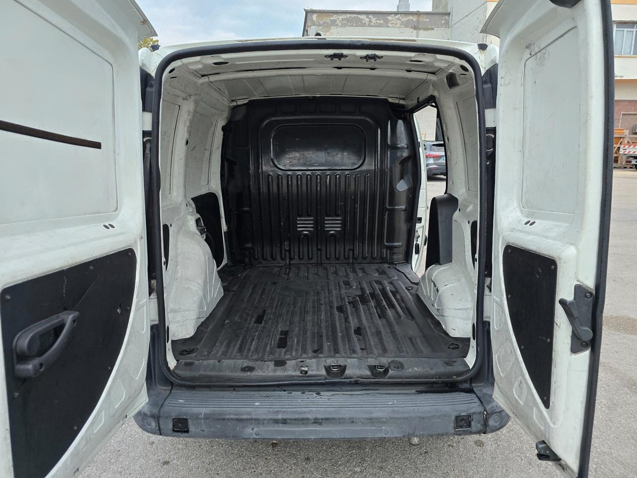 Fiat Doblo 1.9 JTD Lamierato