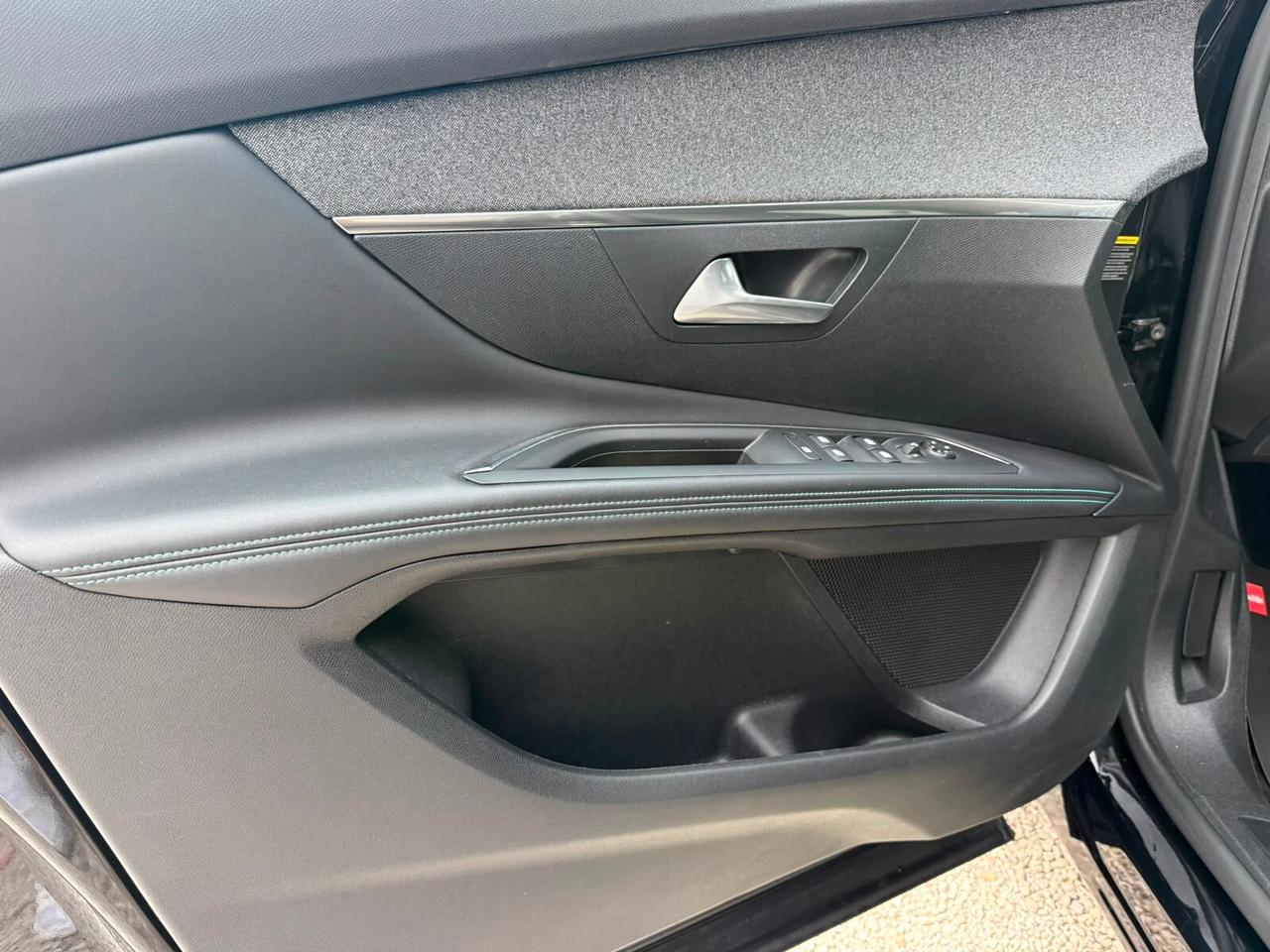 Peugeot 3008 BlueHDi 130 S&S Allure Pack 2022