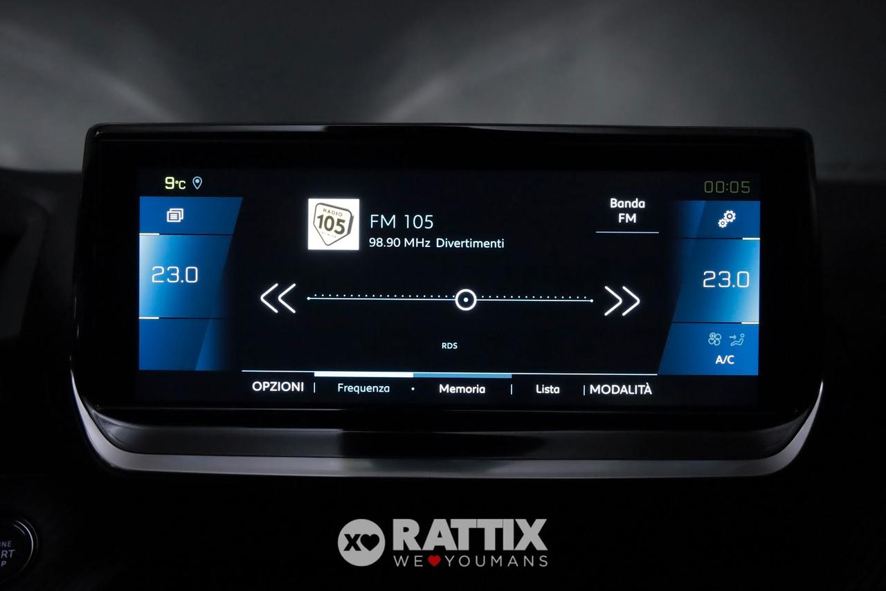 Peugeot e-2008 motore elettrico 100kW Allure Pack