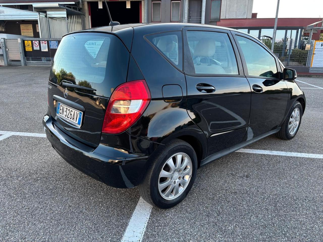 Mercedes-benz A 160 BlueEFFICIENCY Special Edition Sport UNICO PROPRIETARIO